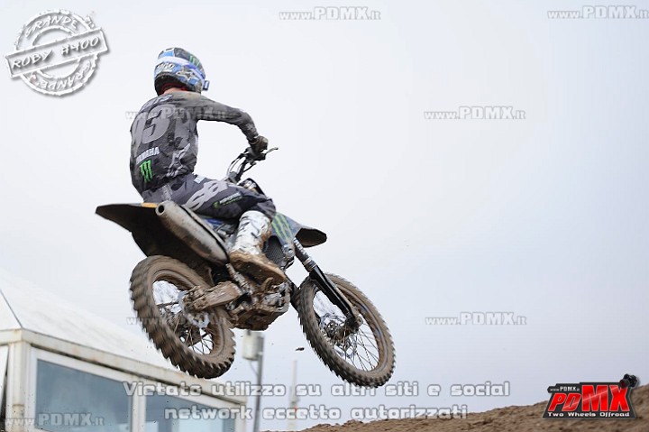 _ROB5854 (Copy).jpg